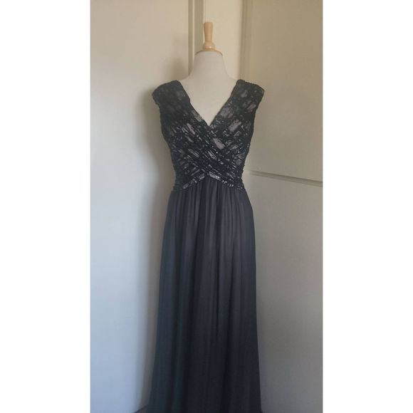 MELROSE Black Sequin Lace and Chiffon V Neck/ Back Sleeveless  Column Gown, Sz. - Picture 1 of 10